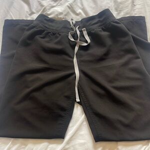 Figs womens Livingston Basic Scrub Pant size small petite